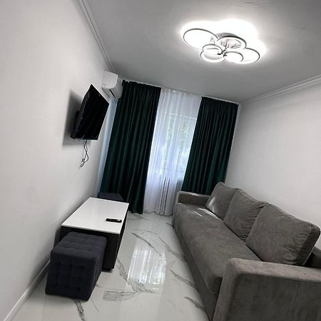Apartament 3 Camere Trapezului Bukarest Exterior foto