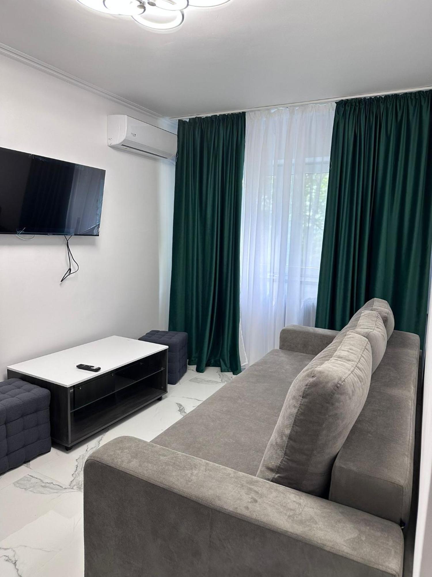 Apartament 3 Camere Trapezului Bukarest Exterior foto