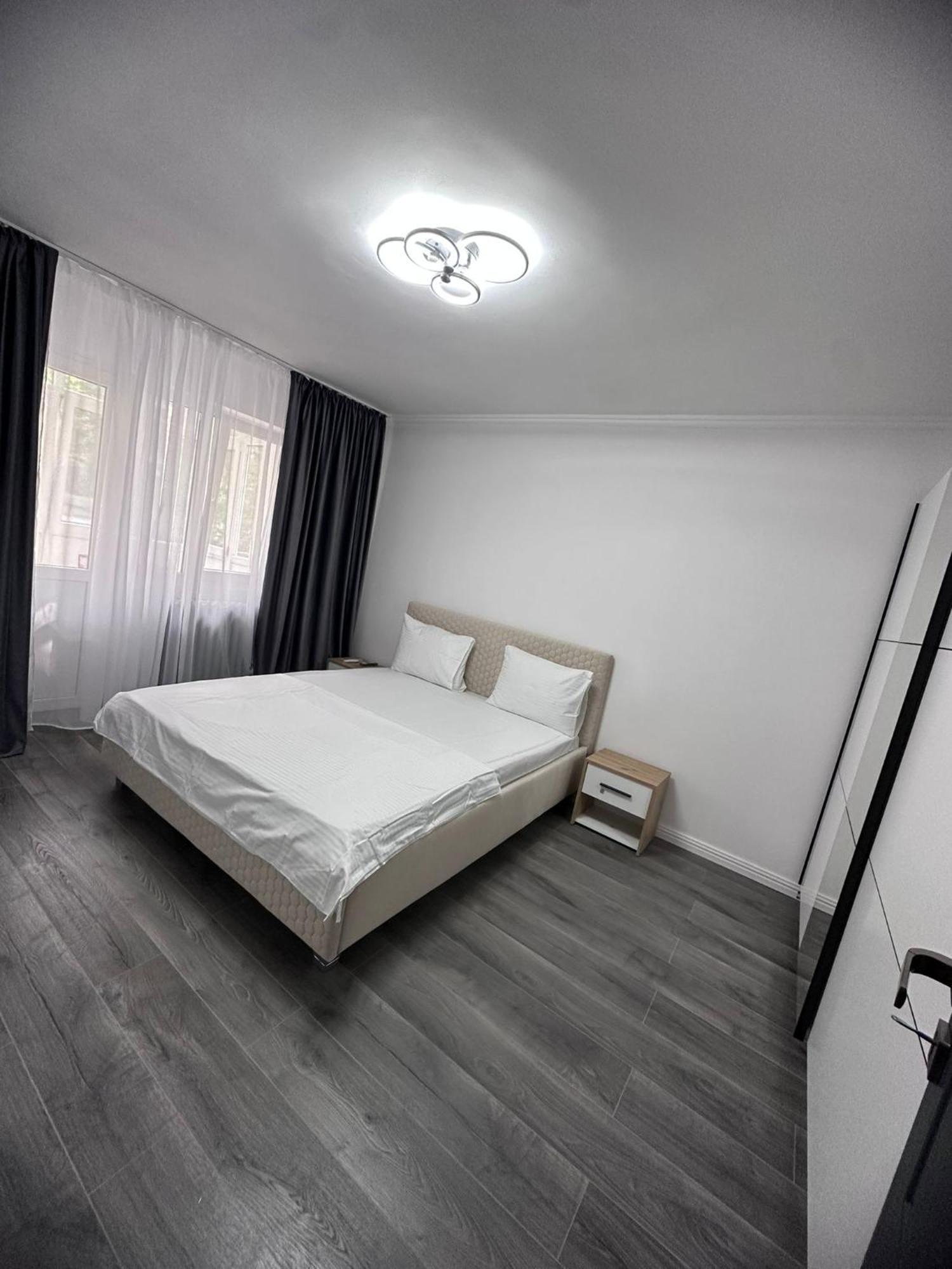 Apartament 3 Camere Trapezului Bukarest Exterior foto