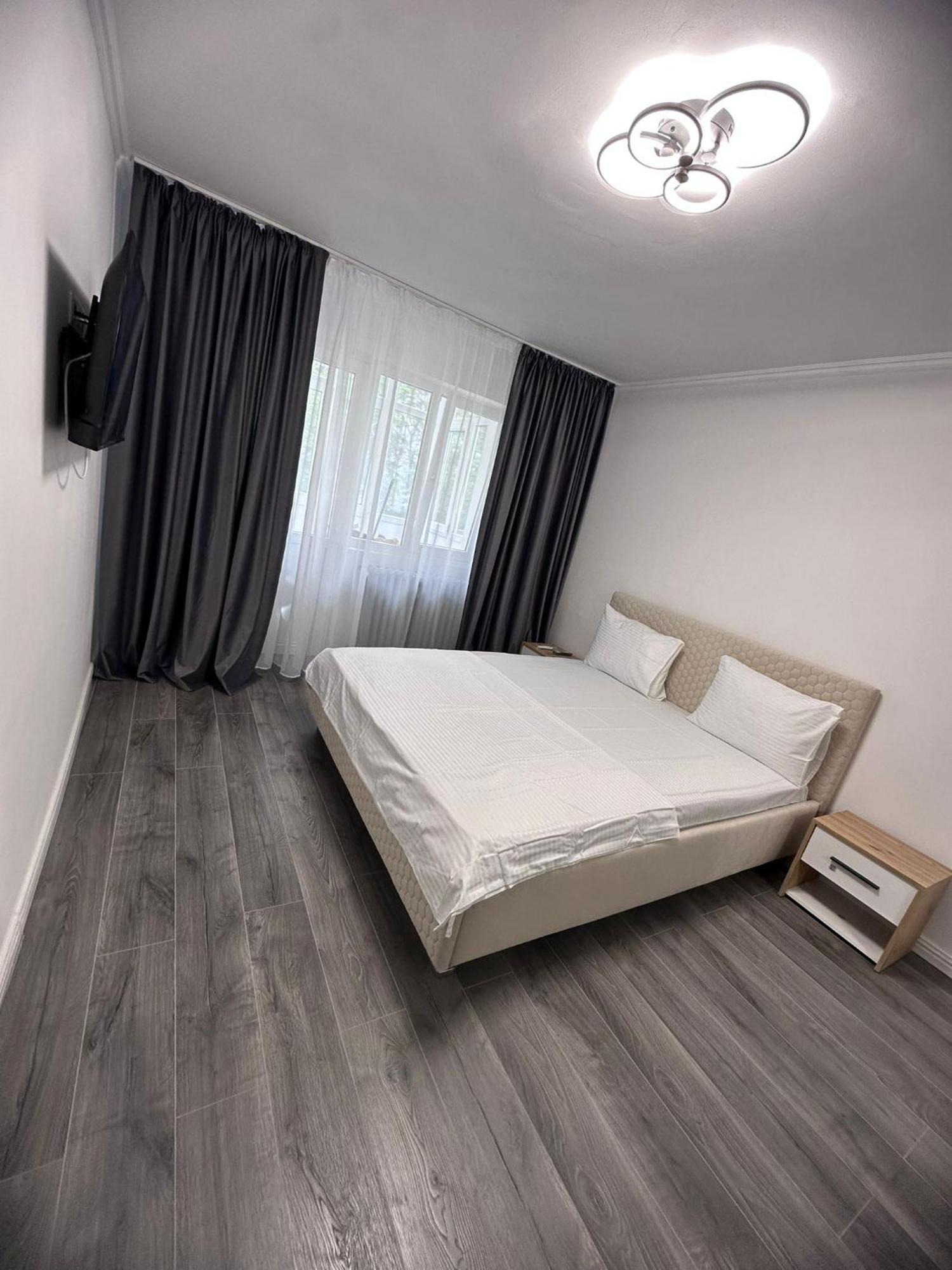 Apartament 3 Camere Trapezului Bukarest Exterior foto